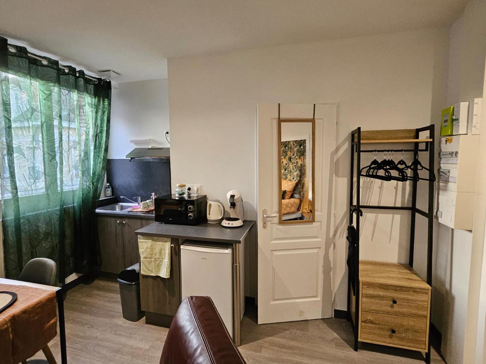 Nassau2 F1 Apartment โบเวส์ ภายนอก รูปภาพ